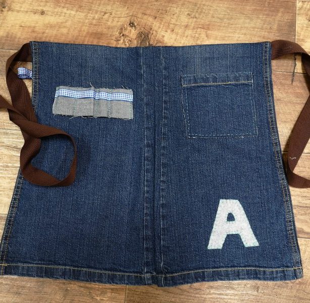Upcycle Jeans & Make An Apron