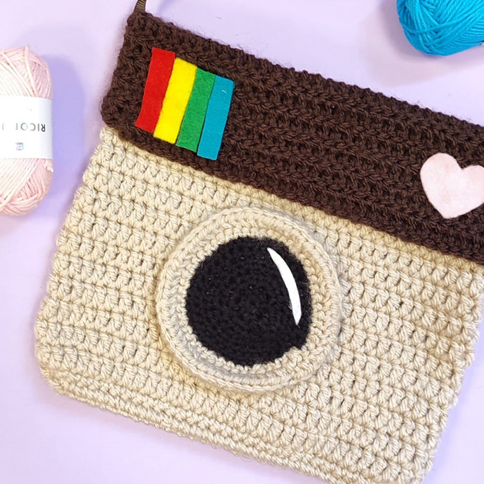 How To Crochet An Instagram Bag - The Craft Cabin